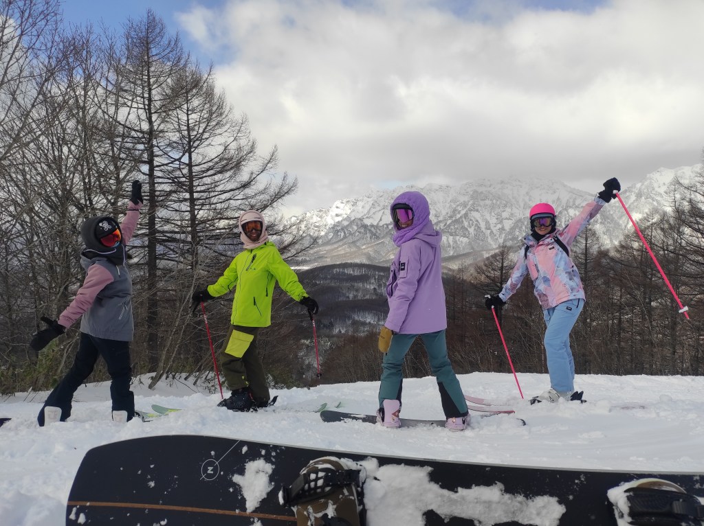 Snowboards for Women: Are They Actually Different From&nbsp;Men’s?